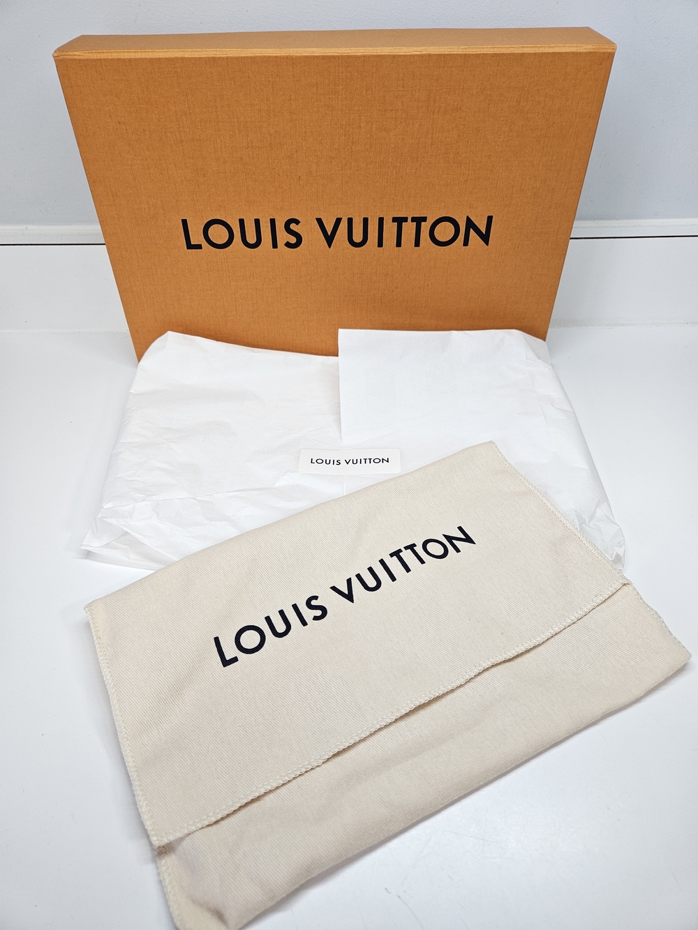 Authentic Louis Vuitton Magnetic Storage Gift Box Dust Bag & Tissue Set